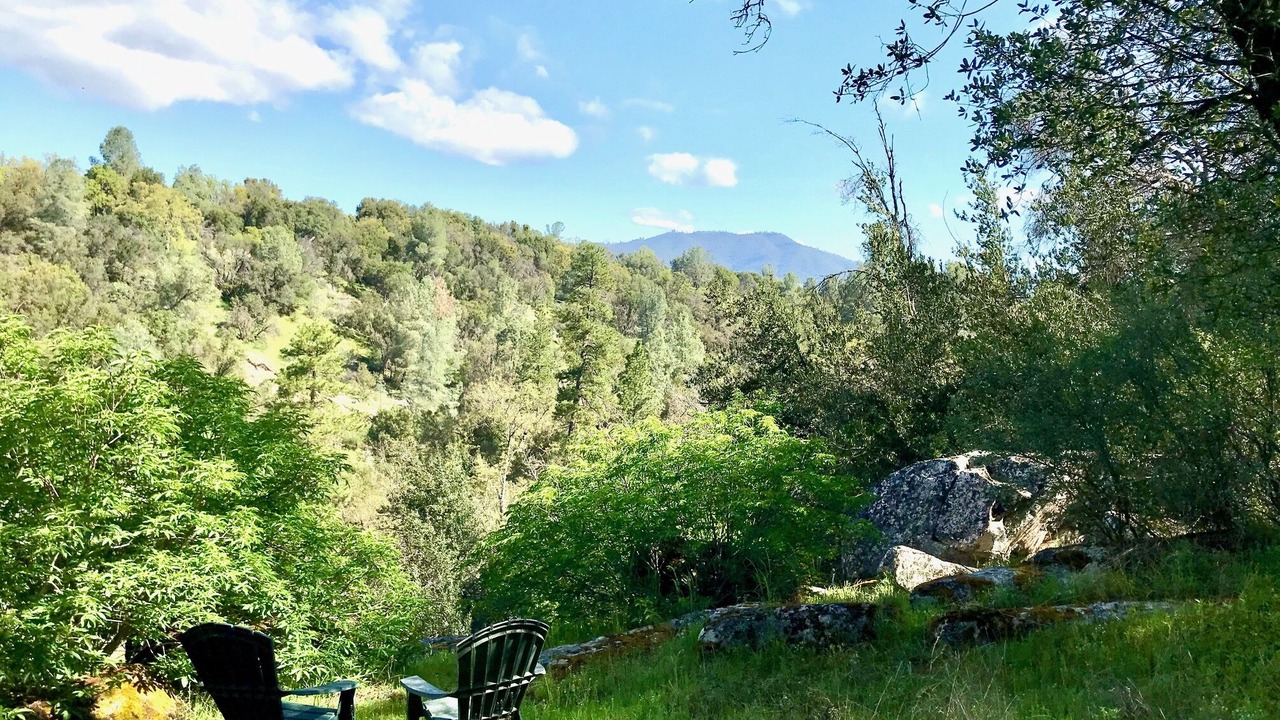 Photo of Others in Mariposa