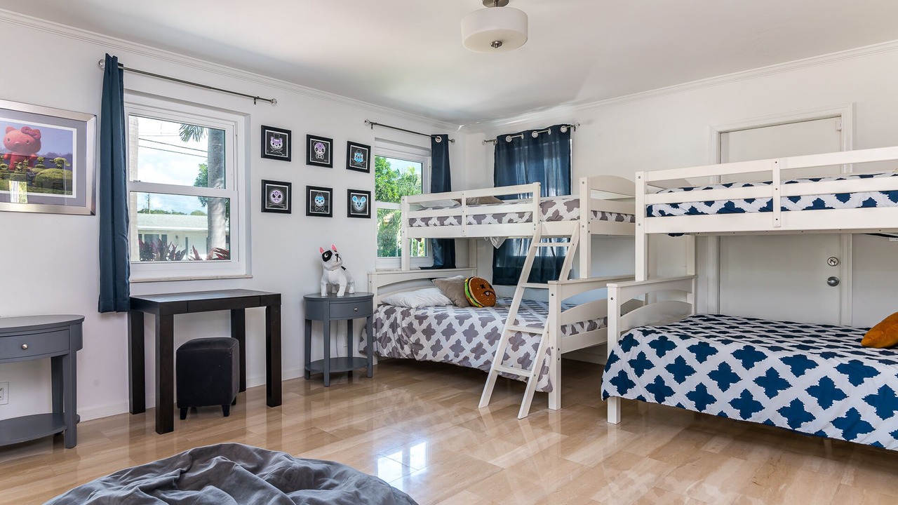 Photo of Bedroom in Lighthouse Point