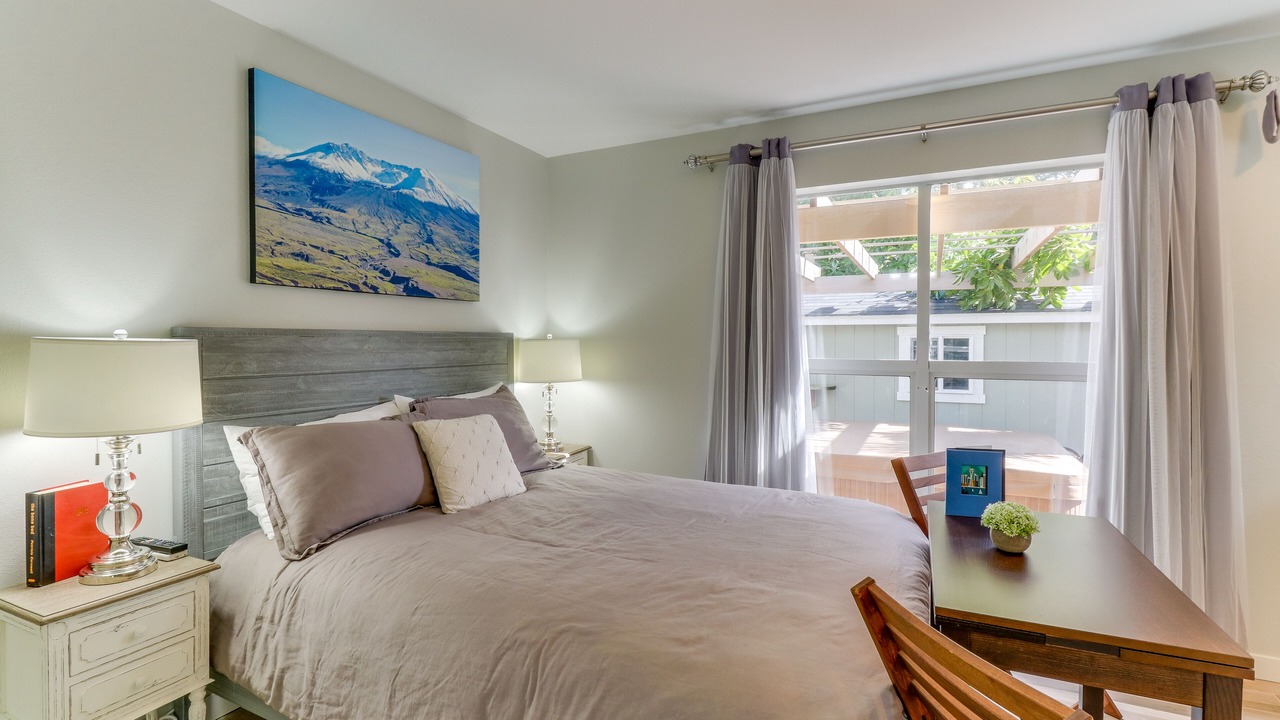 Photo of Bedroom in Mercer Island