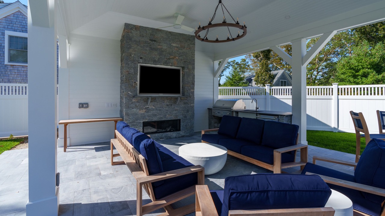 Photo of Patio Balcony in Tisbury