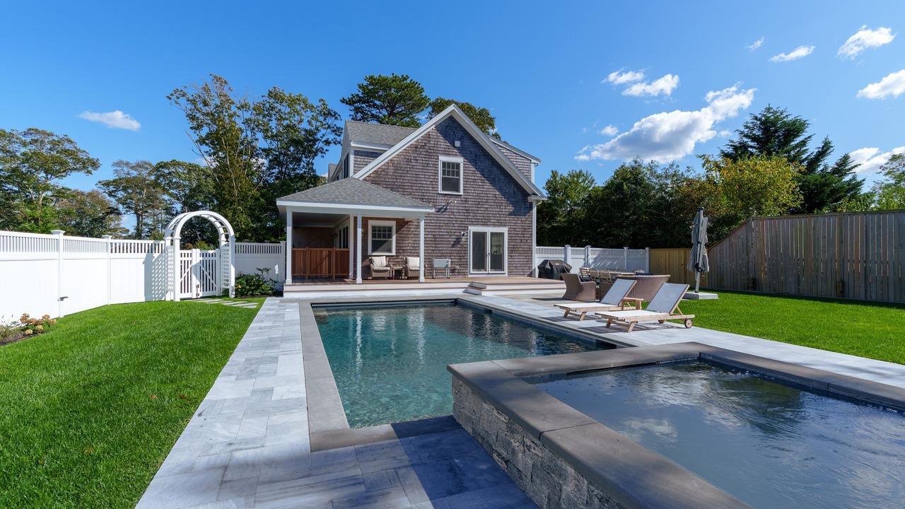 Photo of Outdoor in Tisbury