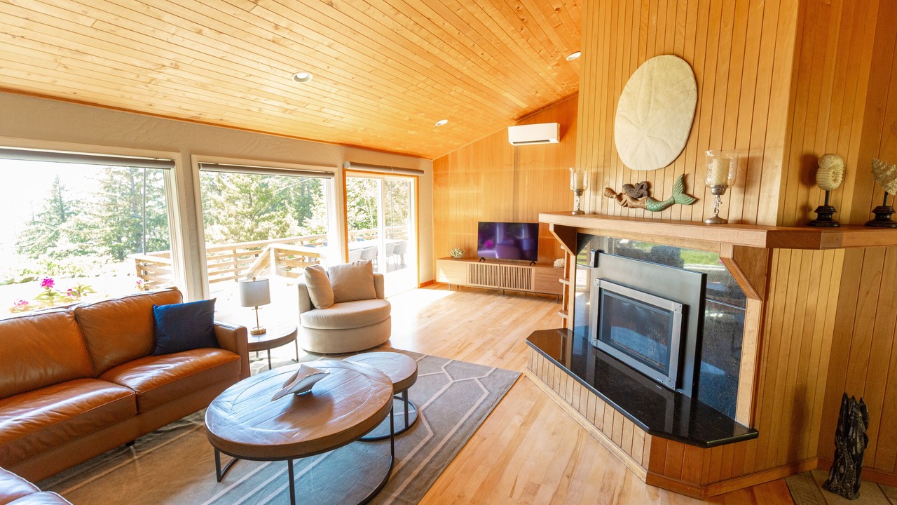 Photo of Livingroom in Gold Beach
