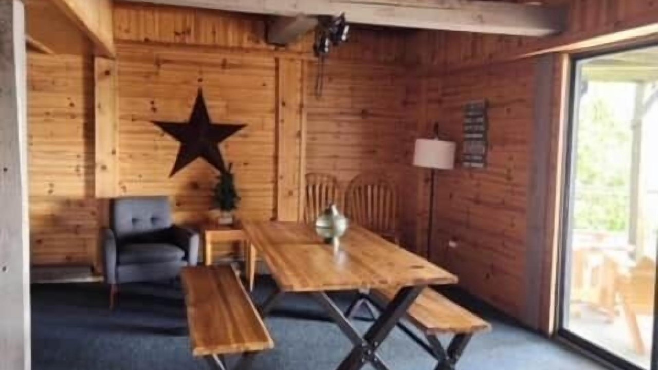 Photo of Bedroom in Wolverine