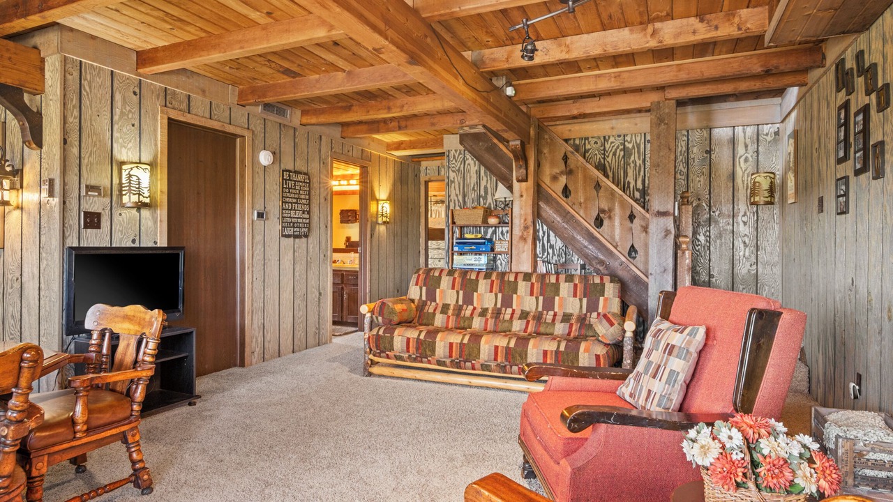Photo of Livingroom in Bellaire
