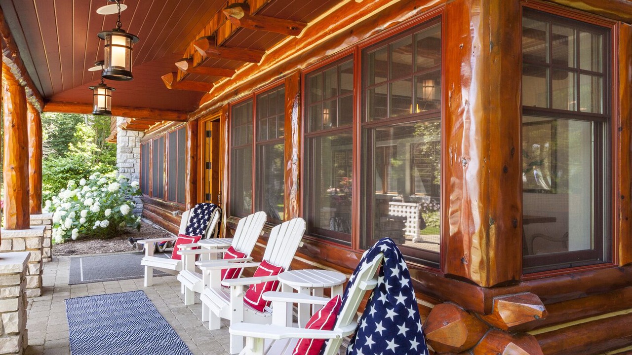 Photo of Patio Balcony in Walloon Lake