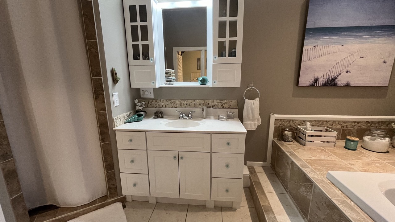 Photo of Bathroom in Arcadia