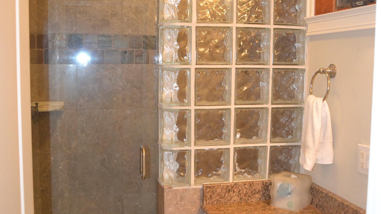 Photo of Bathroom in Seaside