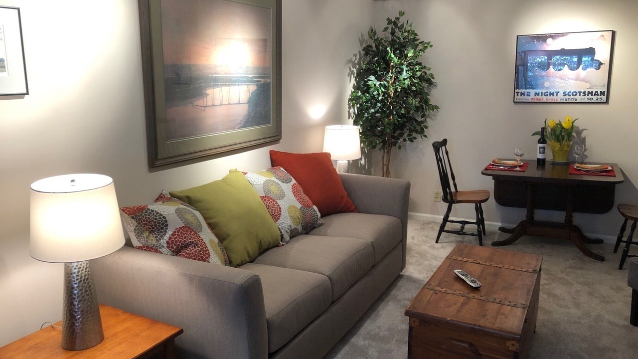 Photo of Livingroom in Litchfield