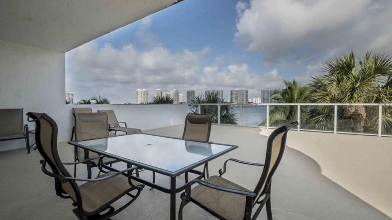 Photo of Outdoor in Sunny Isles Beach
