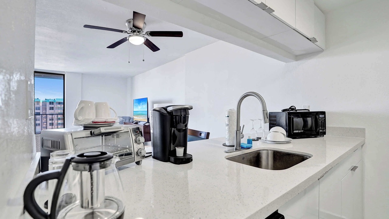 Photo of Kitchen in Golden Glades