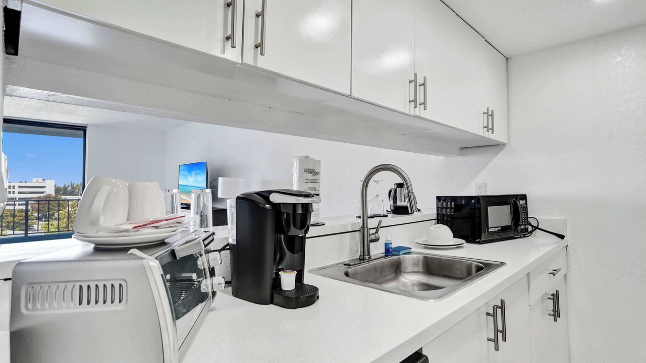 Photo of Kitchen in Golden Glades