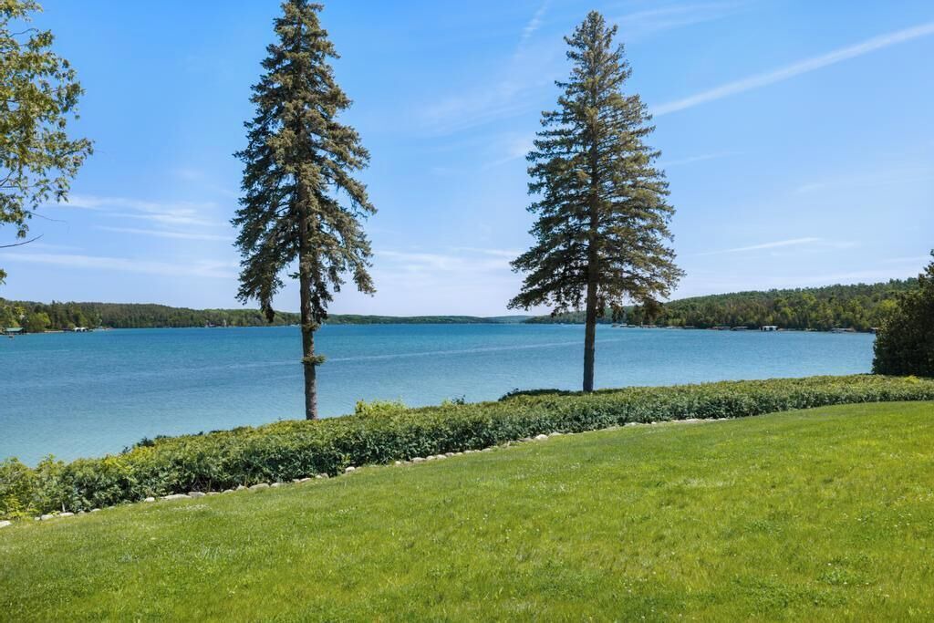 Photo of Others in Bay Harbor