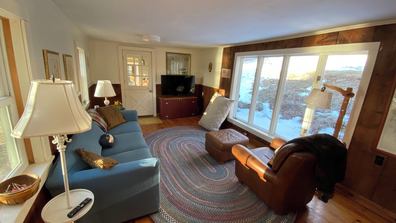 Photo of Livingroom in Isle of Springs