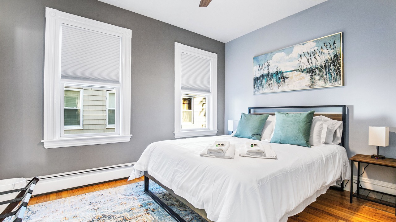 Photo of Bedroom in South Side