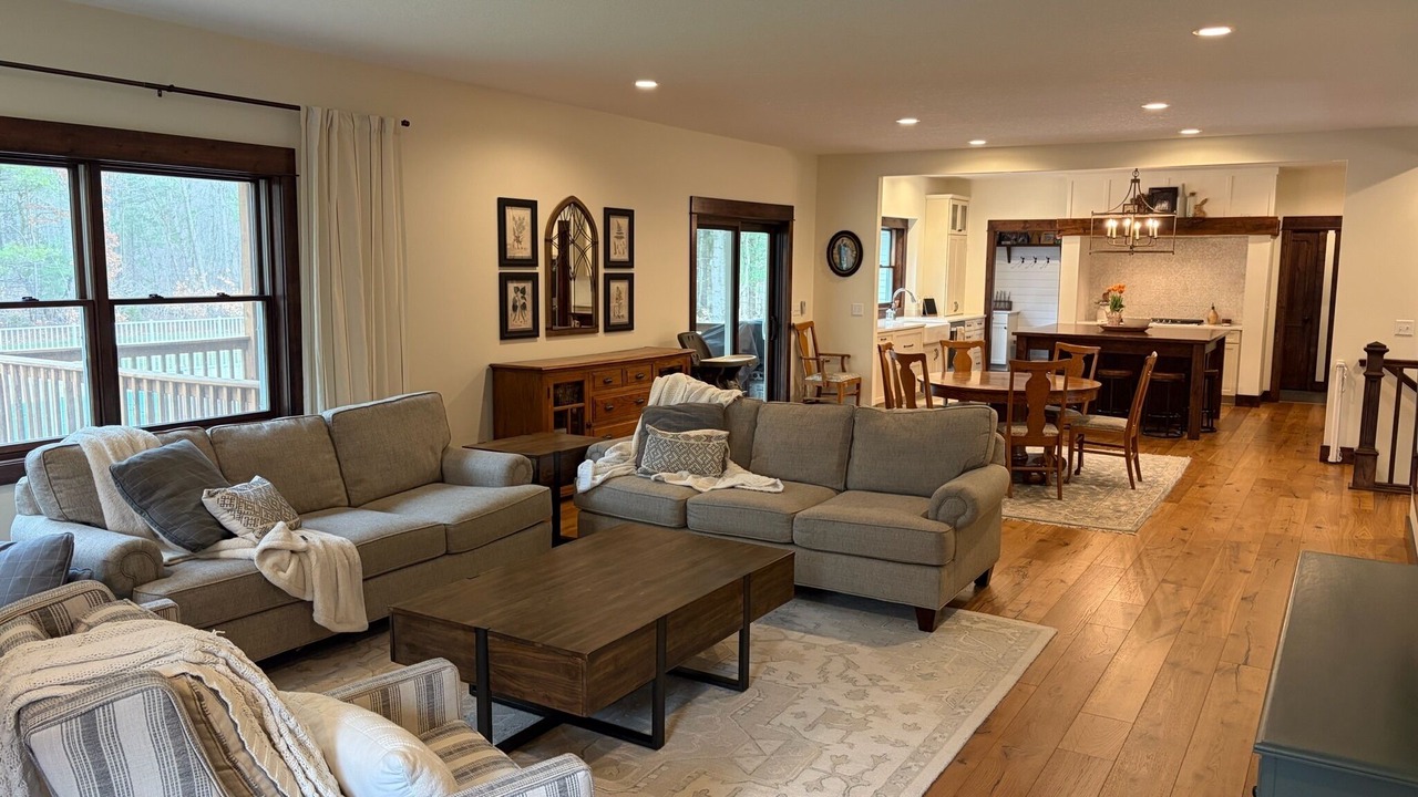 Photo of Livingroom in Fruitport