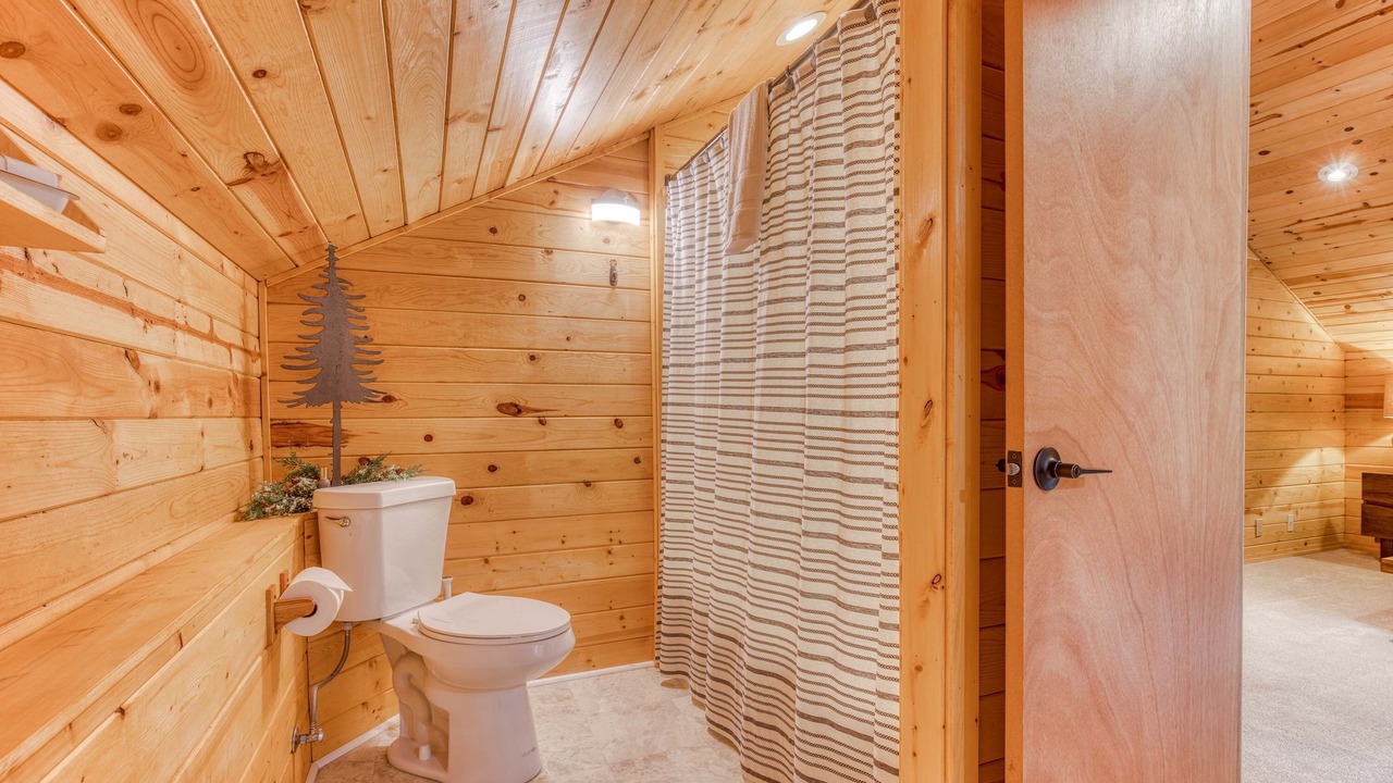 Photo of Bathroom in Rhododendron