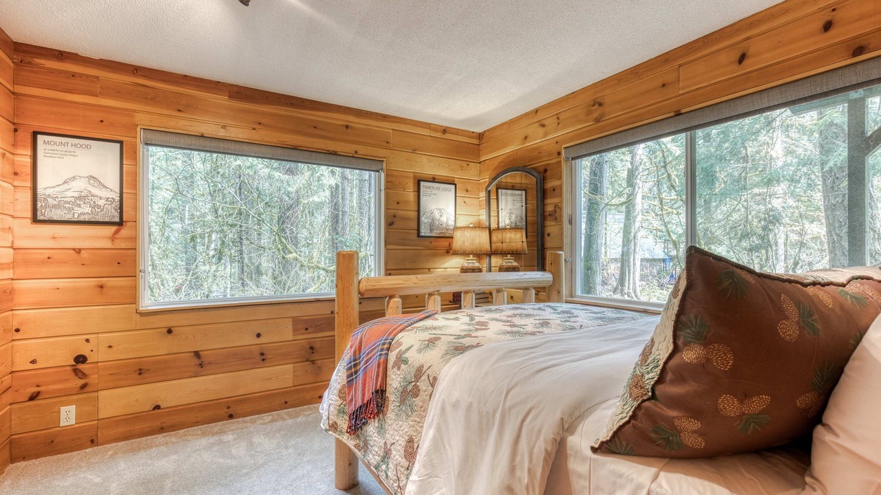 Photo of Bedroom in Rhododendron