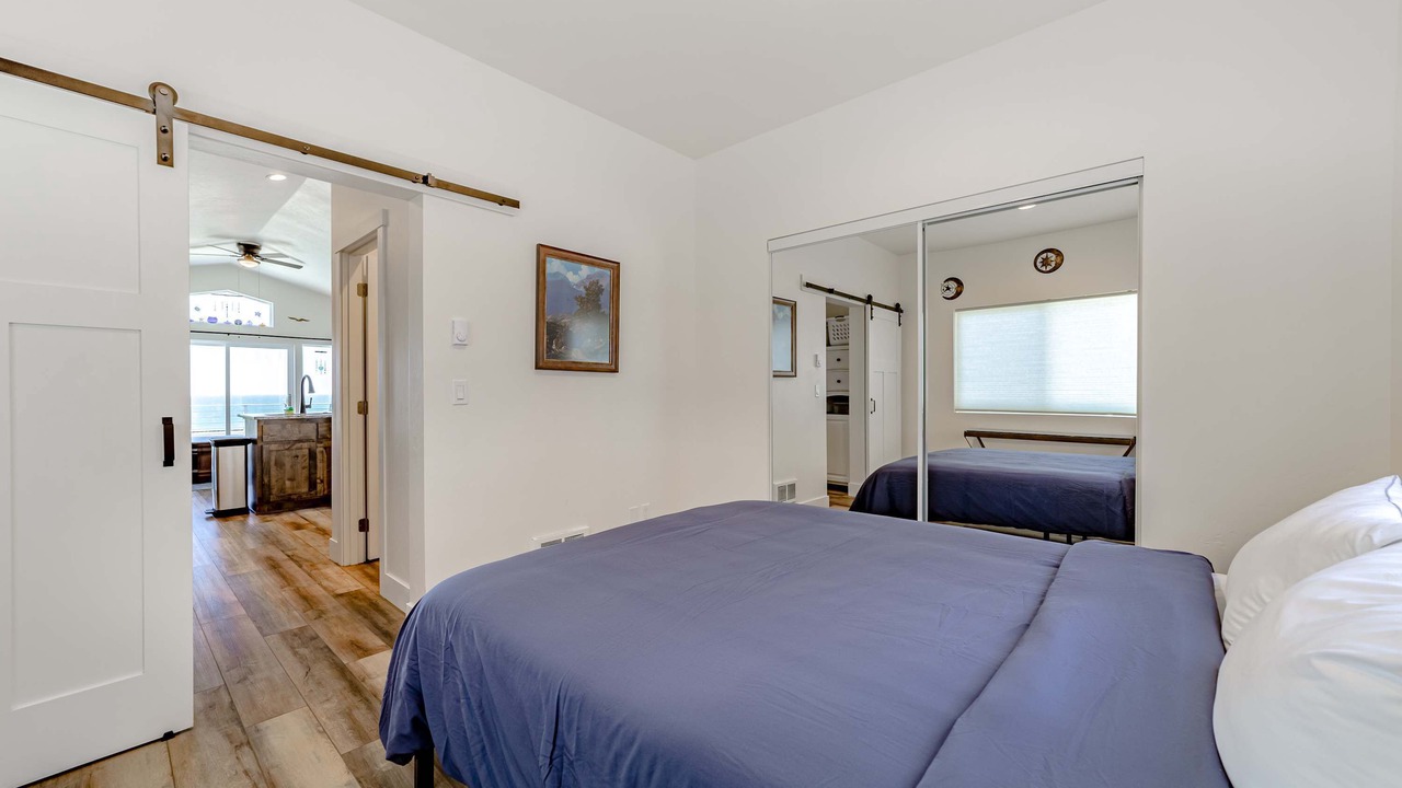 Photo of Bedroom in Gold Beach
