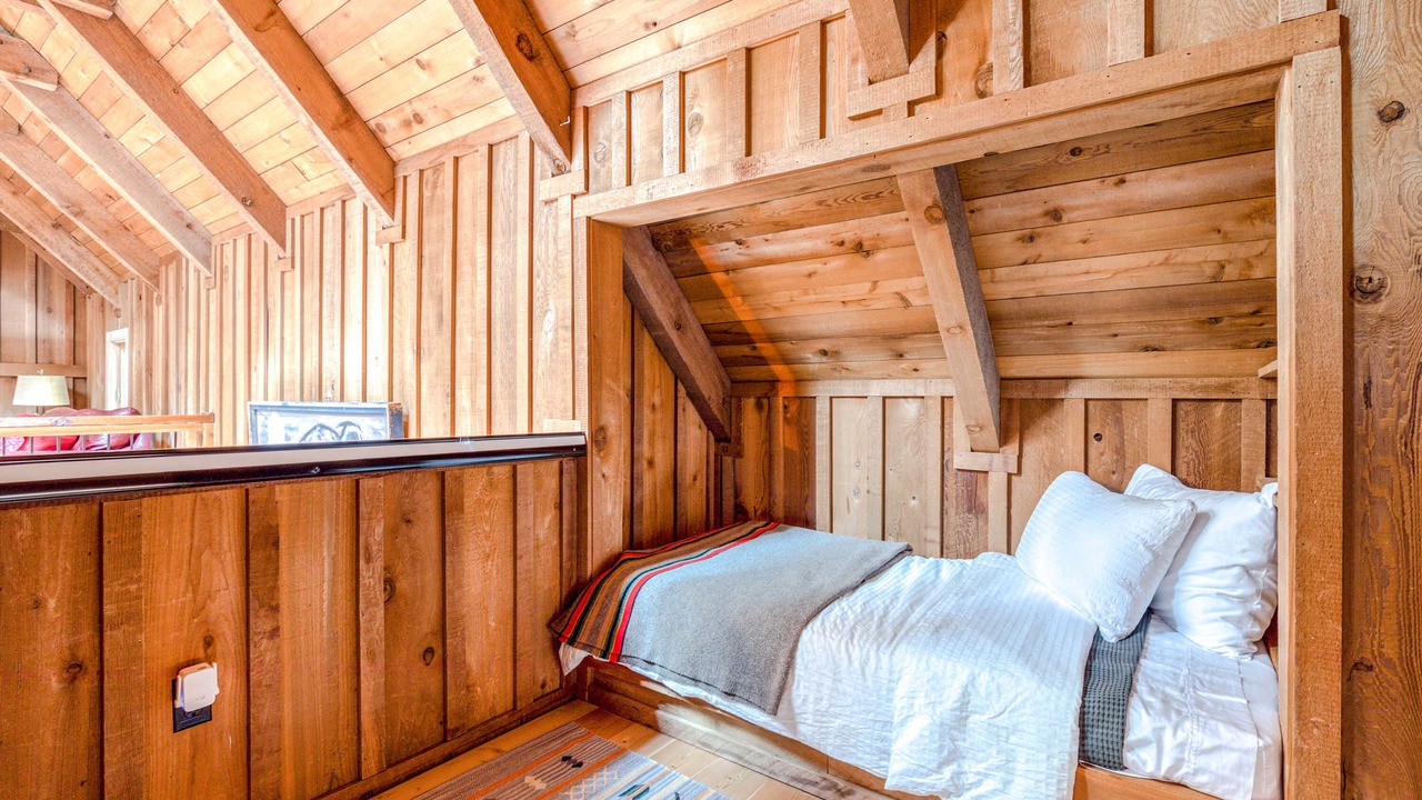 Photo of Bedroom in Rhododendron