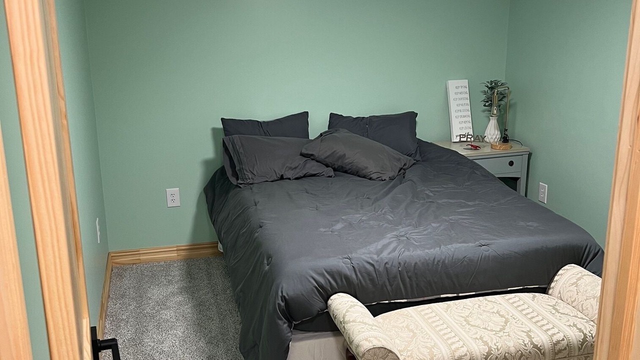 Photo of Bedroom in Battle Creek