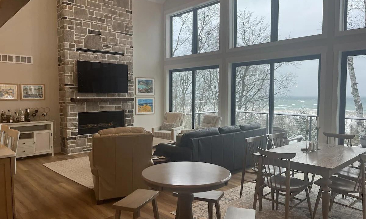 Photo of Livingroom in Grand Marais