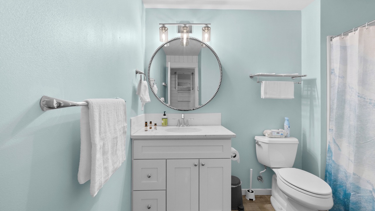 Photo of Bathroom in Nelscott