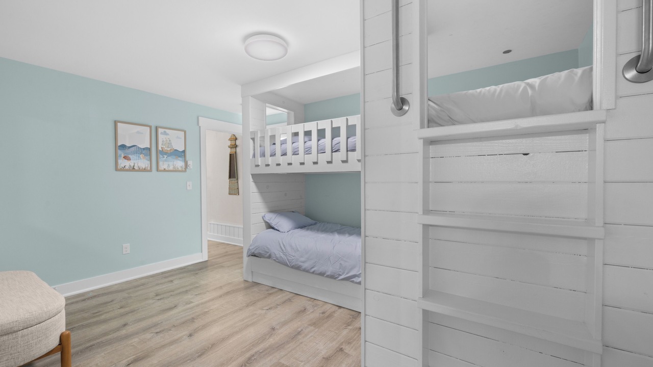 Photo of Bedroom in Nelscott