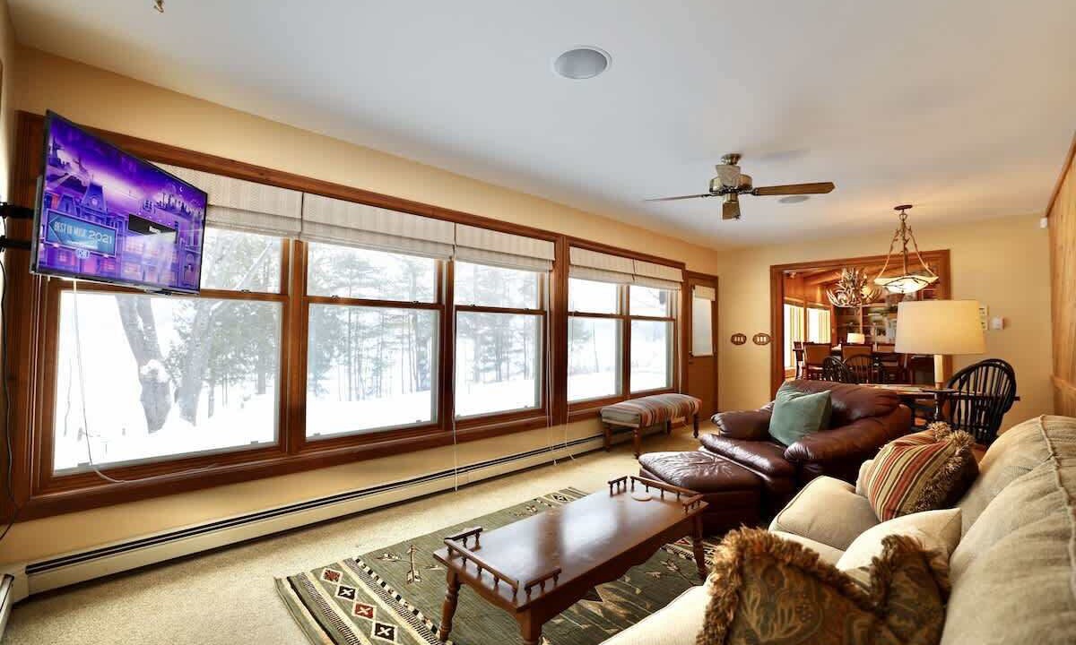 Photo of Livingroom in Arbor Vitae