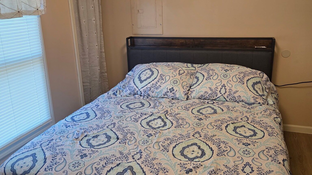Photo of Bedroom in Leroy