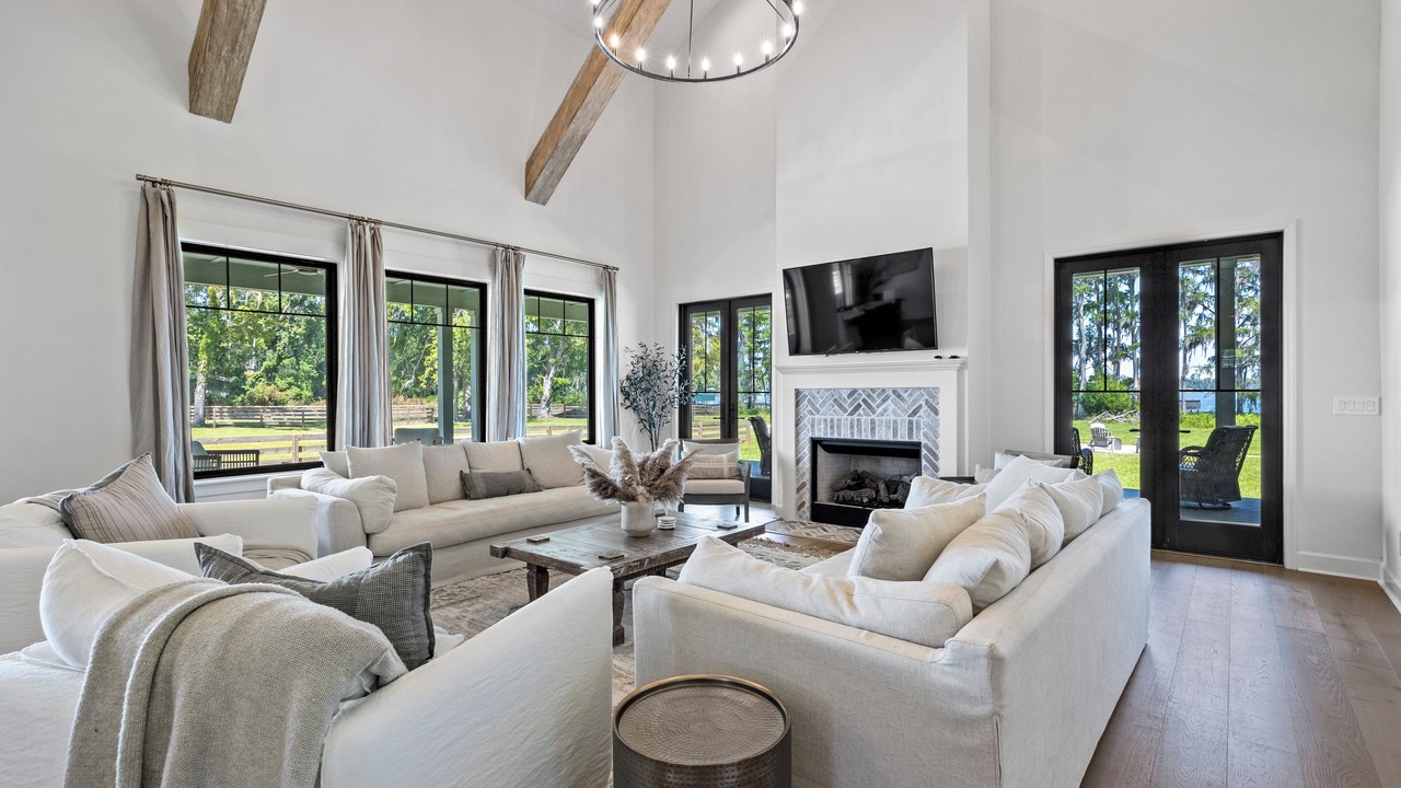 Photo of Livingroom in Madison
