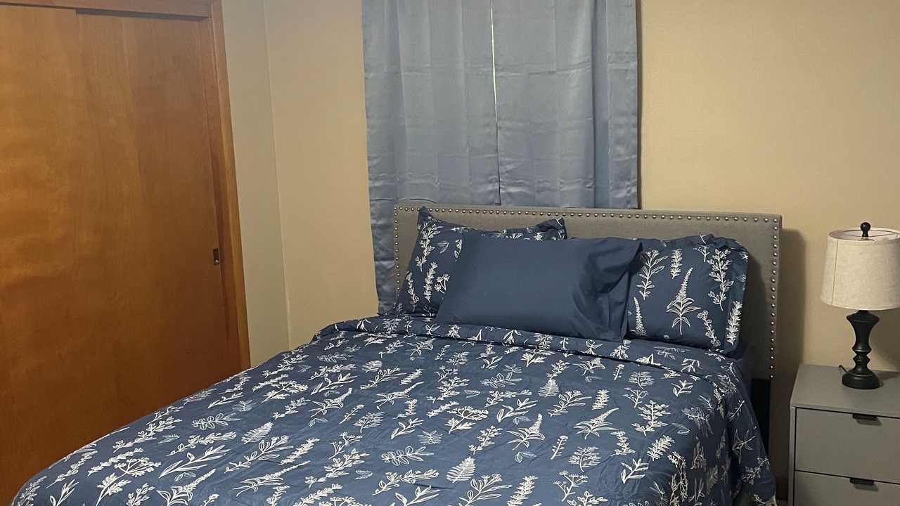 Photo of Bedroom in Jefferson City