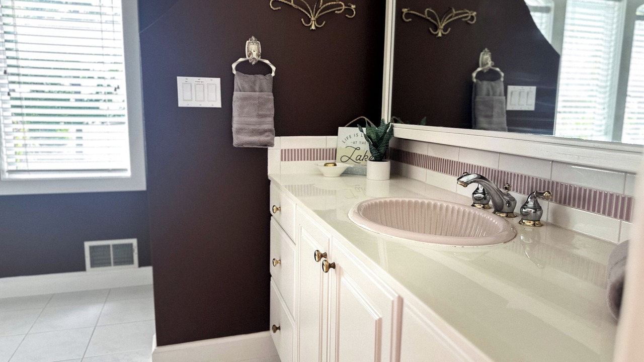 Photo of Bathroom in Horton