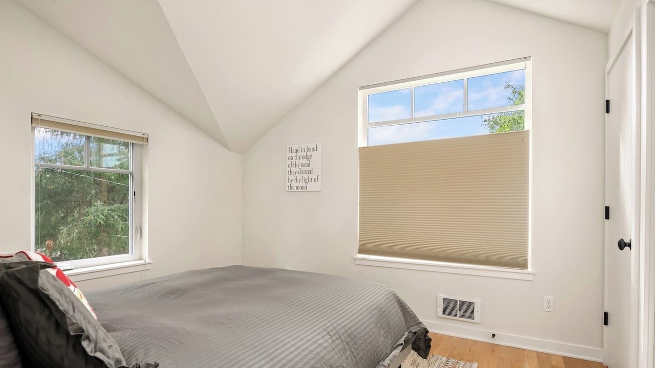 Photo of Bedroom in Bryant