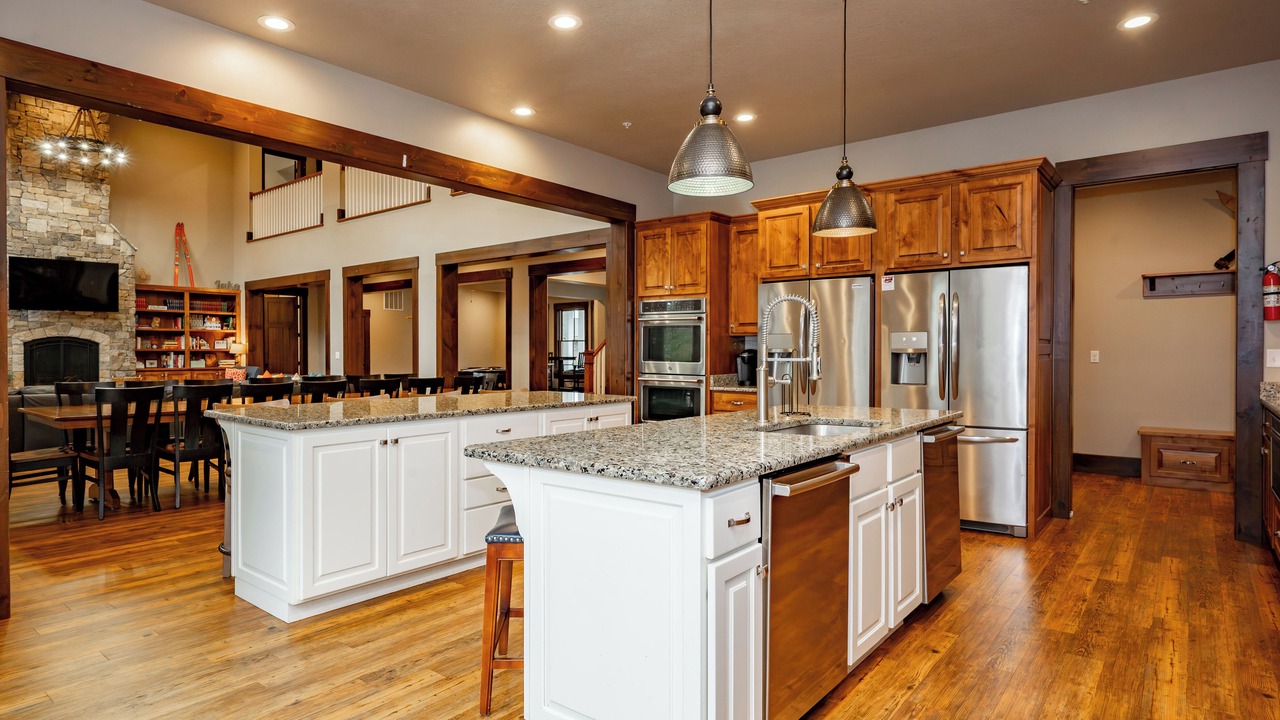 Photo of Kitchen in Waterfront Greens