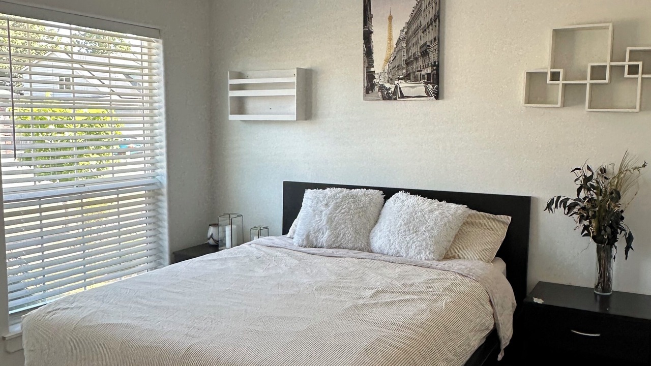 Photo of Bedroom in Troutdale