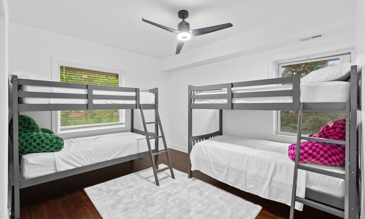 Photo of Bedroom in Beverly