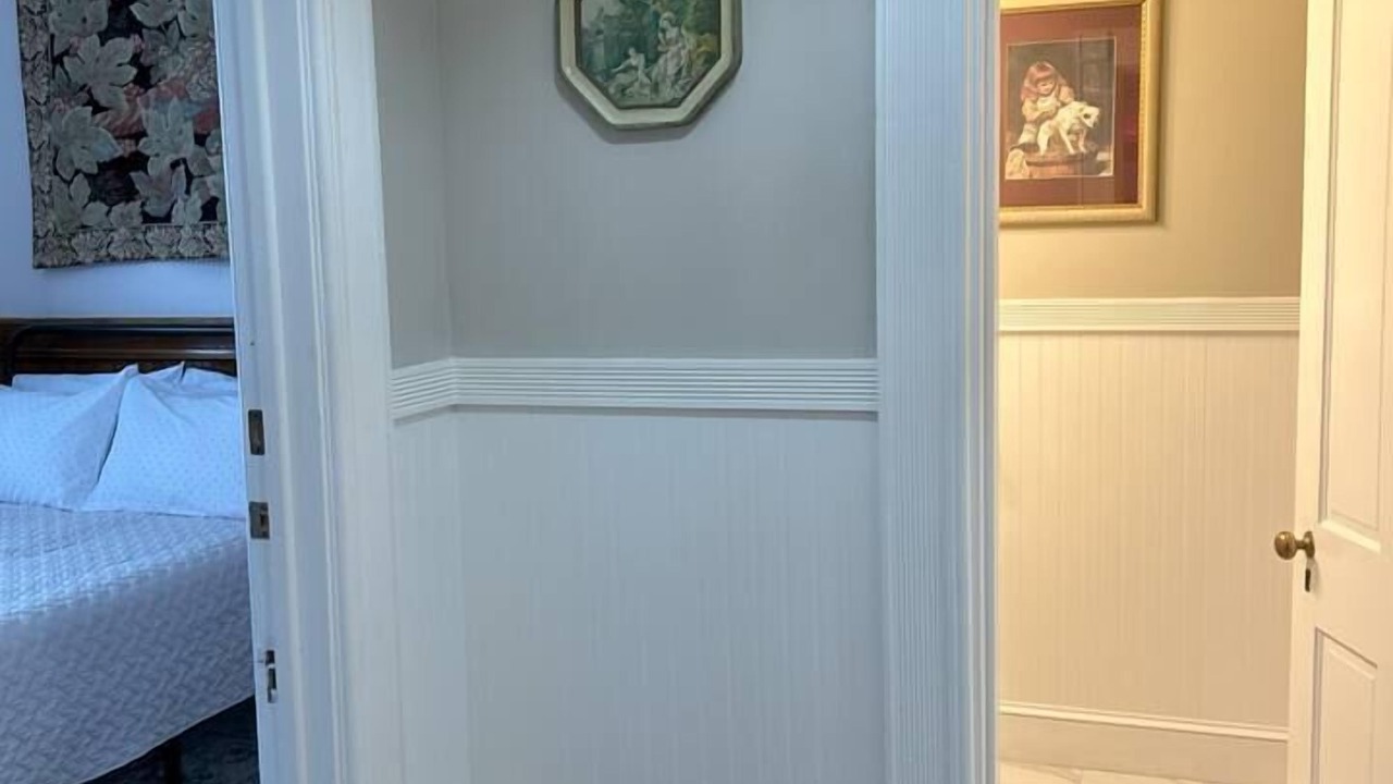Photo of Bedroom in Calumet