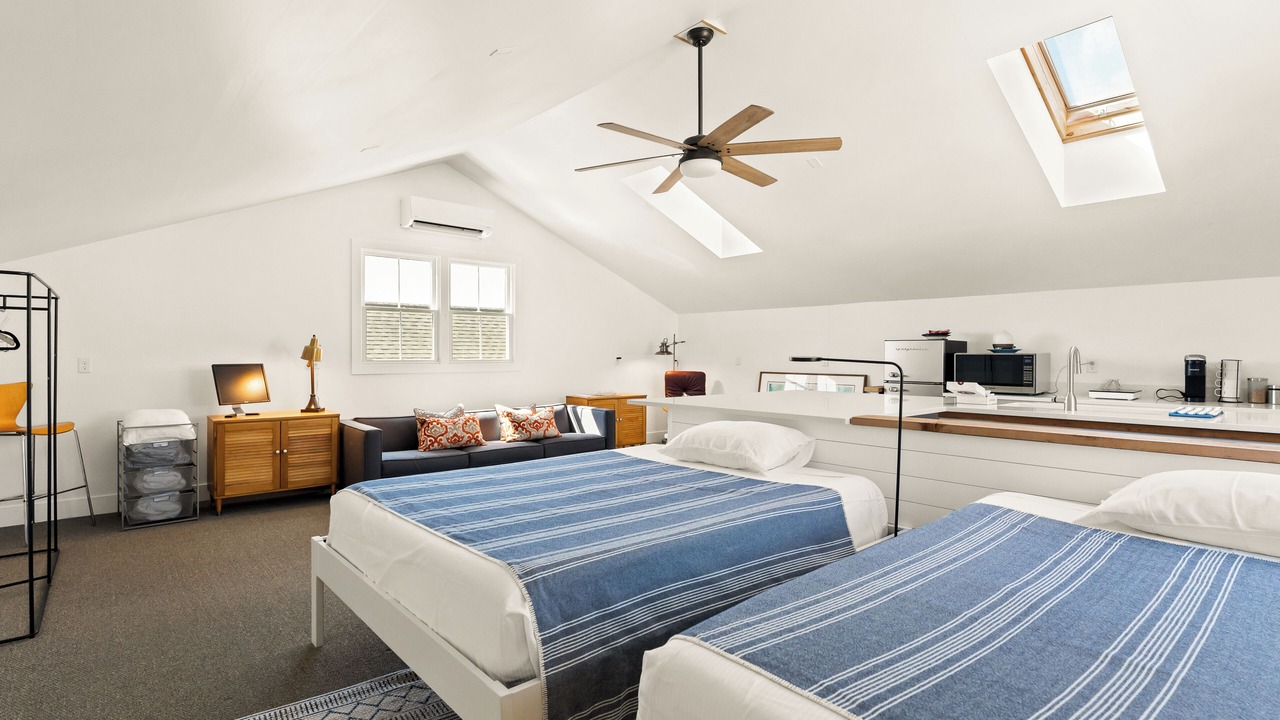 Photo of Bedroom in Spring Lake