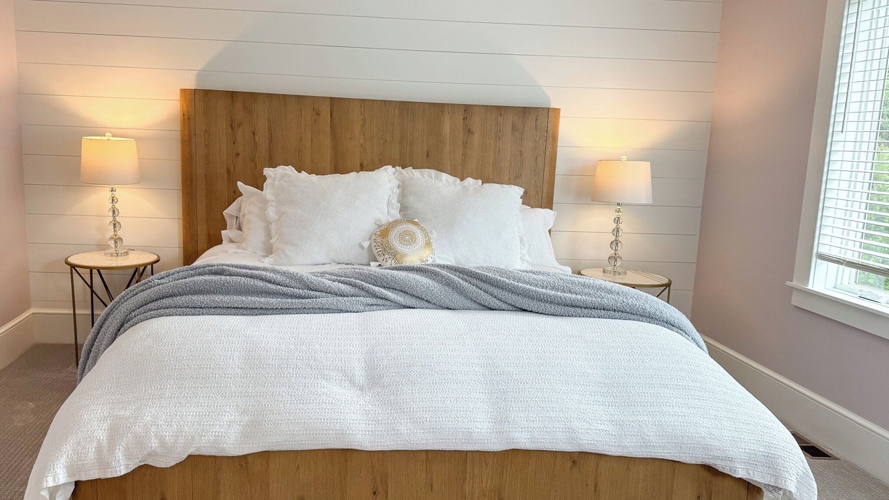 Photo of Bedroom in Harbor Springs
