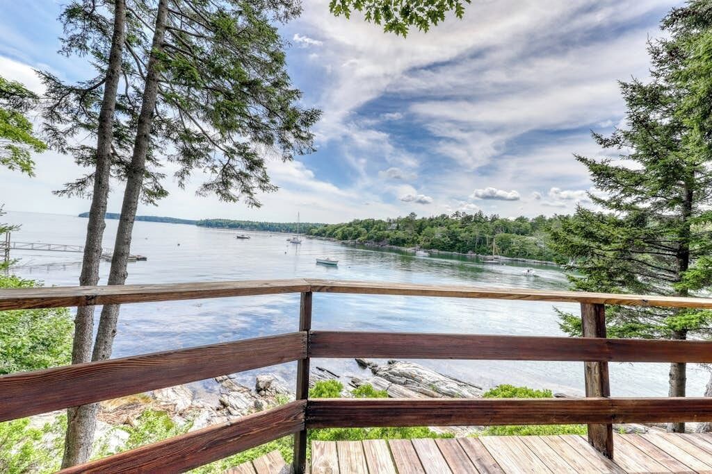 Photo of Outdoor in Isle of Springs