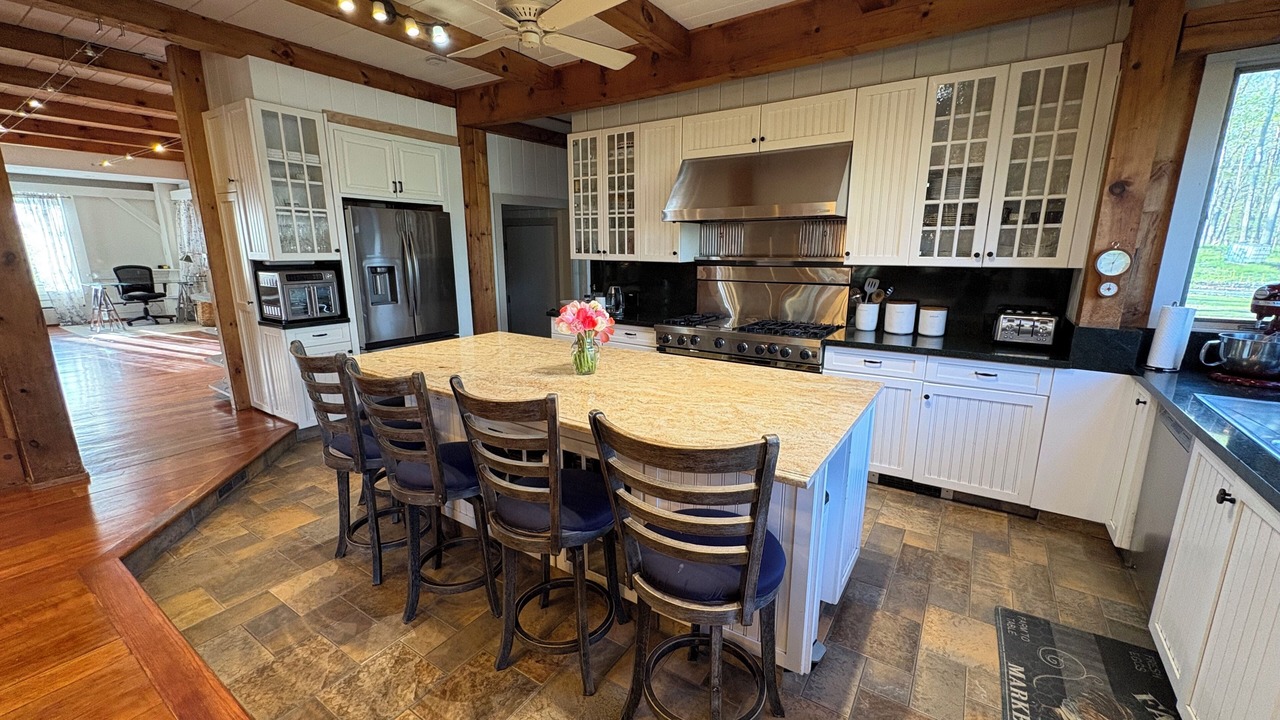 Photo of Kitchen in Pleasant Valley