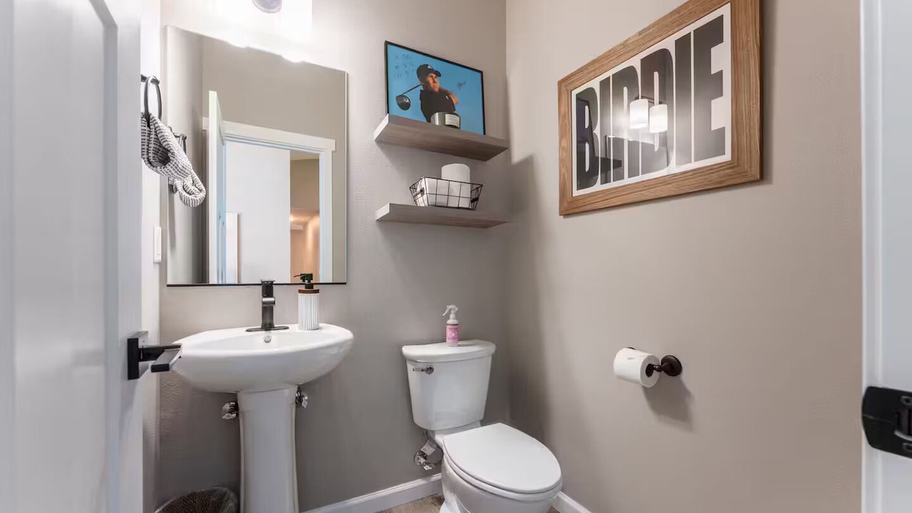 Photo of Bathroom in Bandon