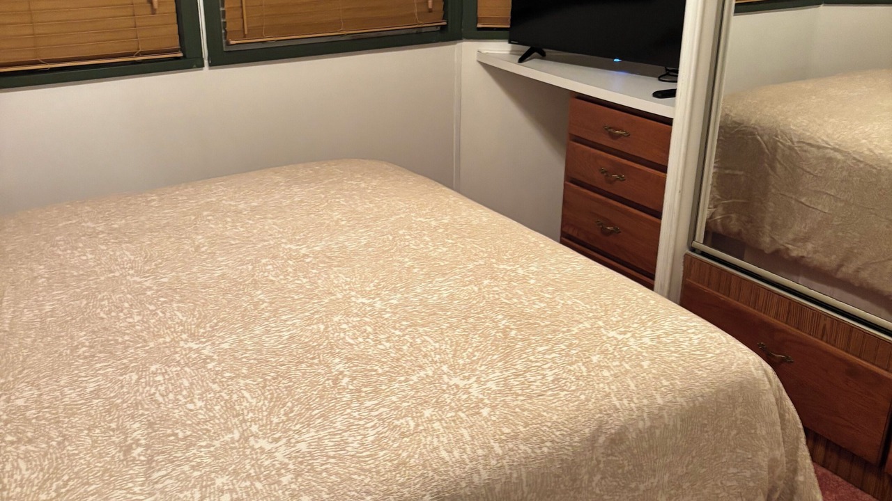 Photo of Bedroom in Houghton Lake