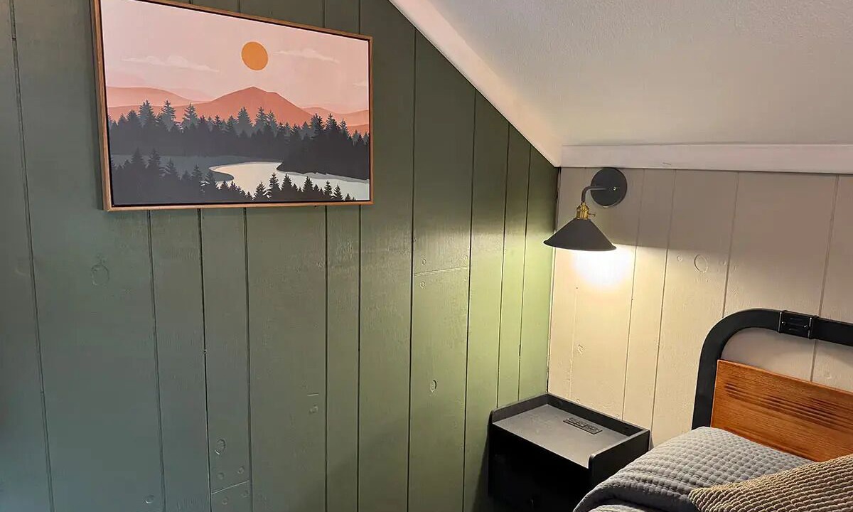Photo of Bedroom in Ontonagon