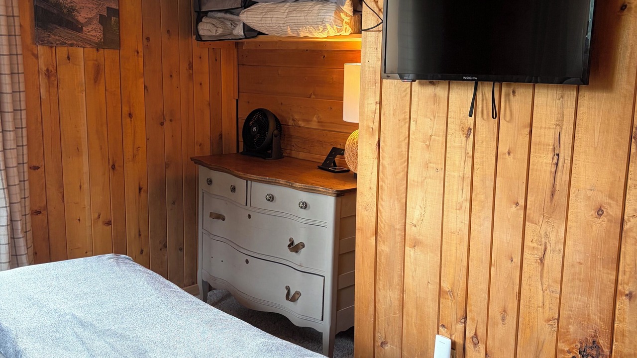 Photo of Bedroom in Pigeon