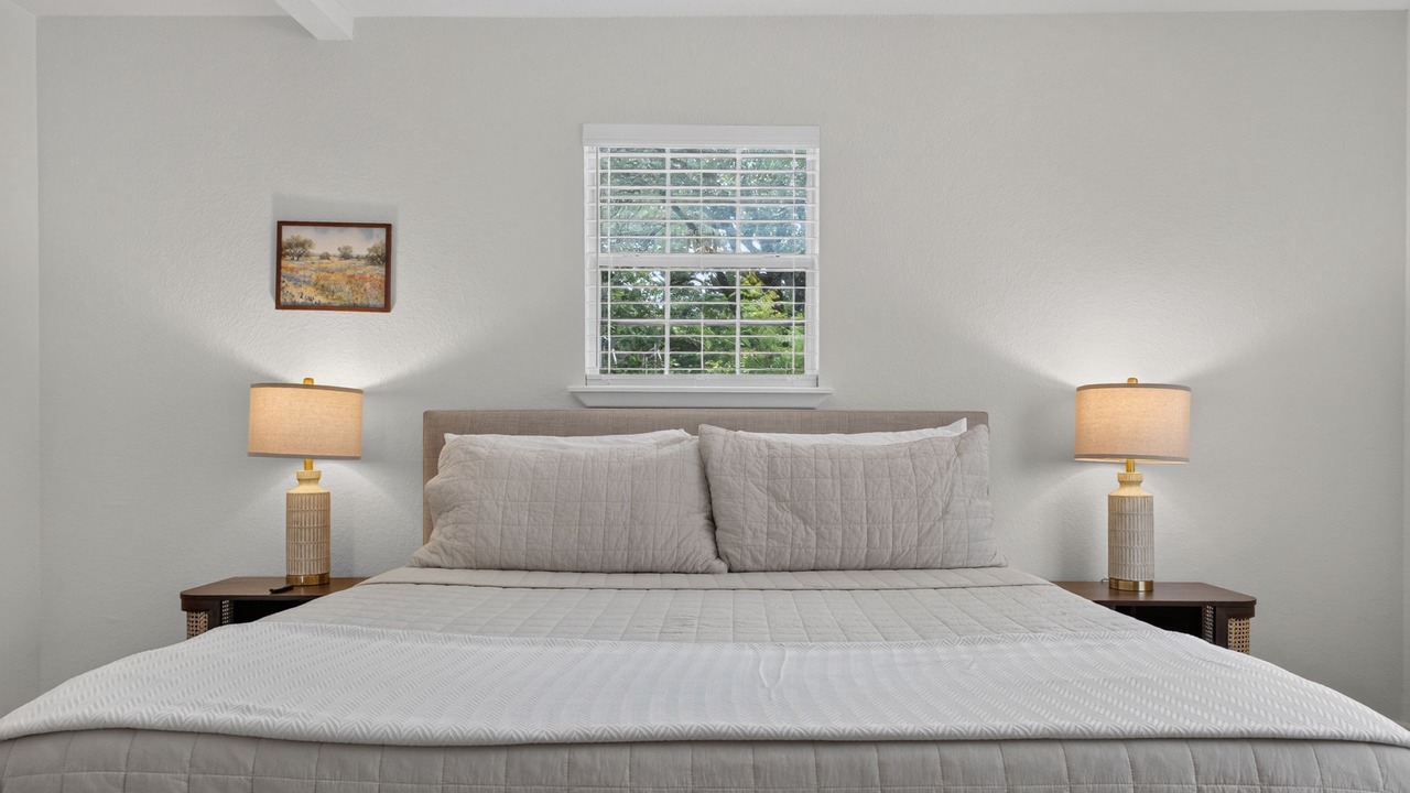 Photo of Bedroom in Apache Shores