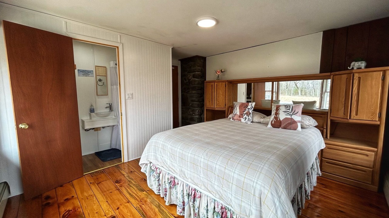 Photo of Bedroom in Phillipston