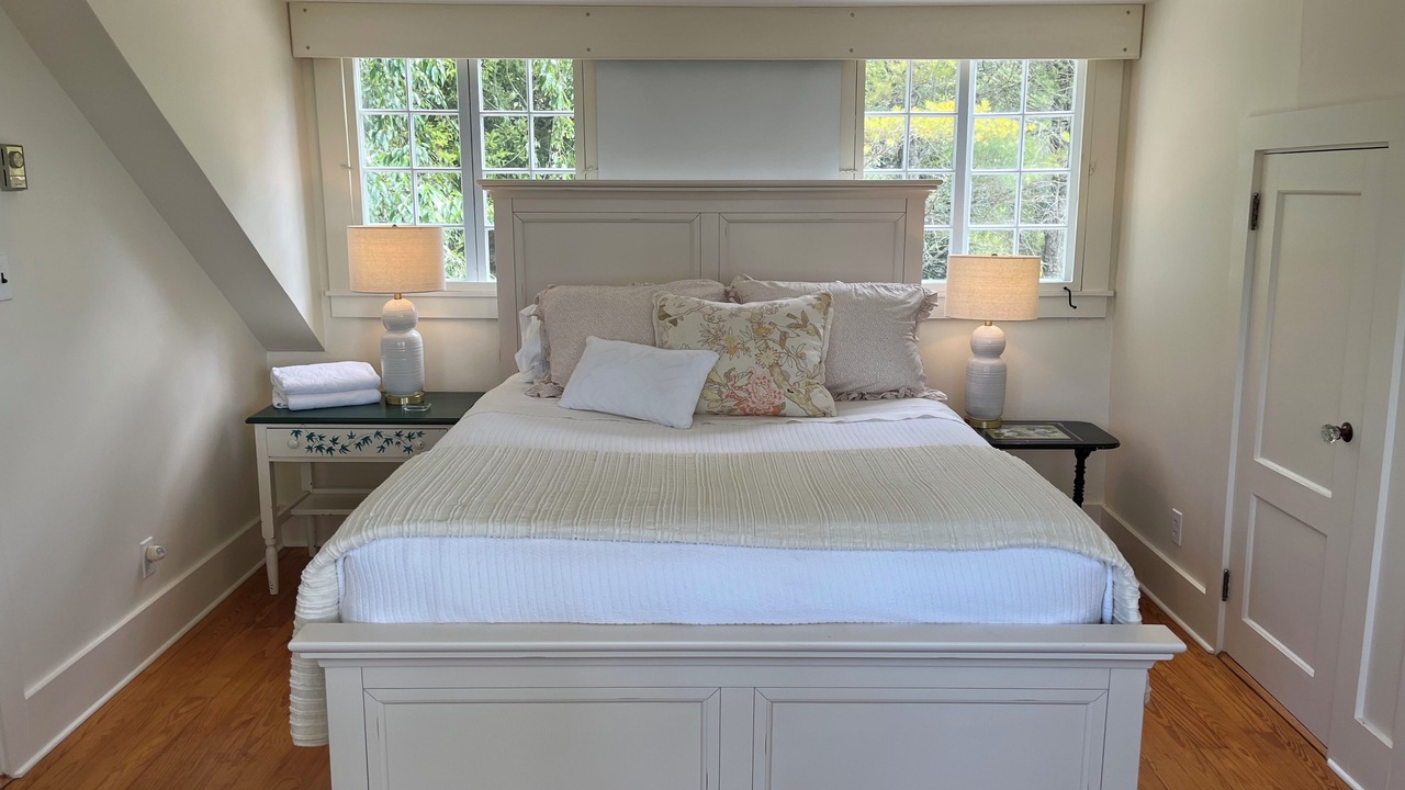 Photo of Bedroom in Isle of Springs