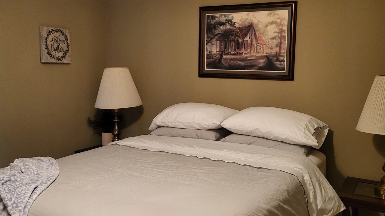 Photo of Bedroom in Midland