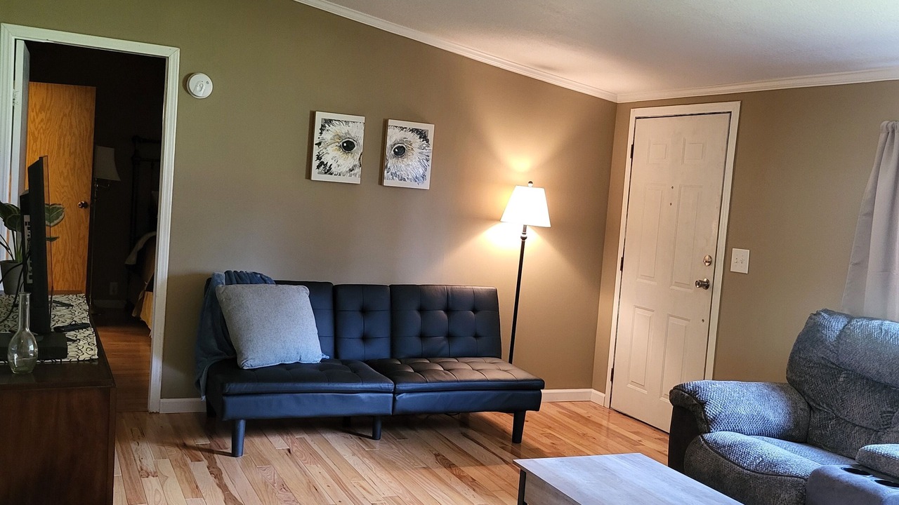 Photo of Livingroom in Midland